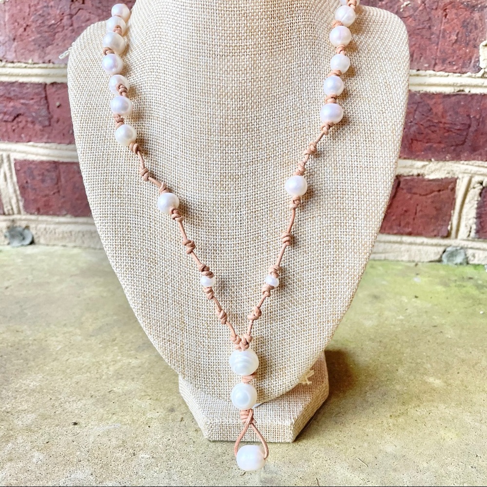 NEW Genuine Leather Pearl Adjustable Necklace